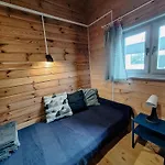 Semesterbostad Cudnie Tu - Wdzydze *
