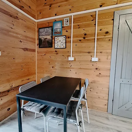 Cudnie Tu - Wdzydze Hébergement de vacances Wdzydze Kiszewskie